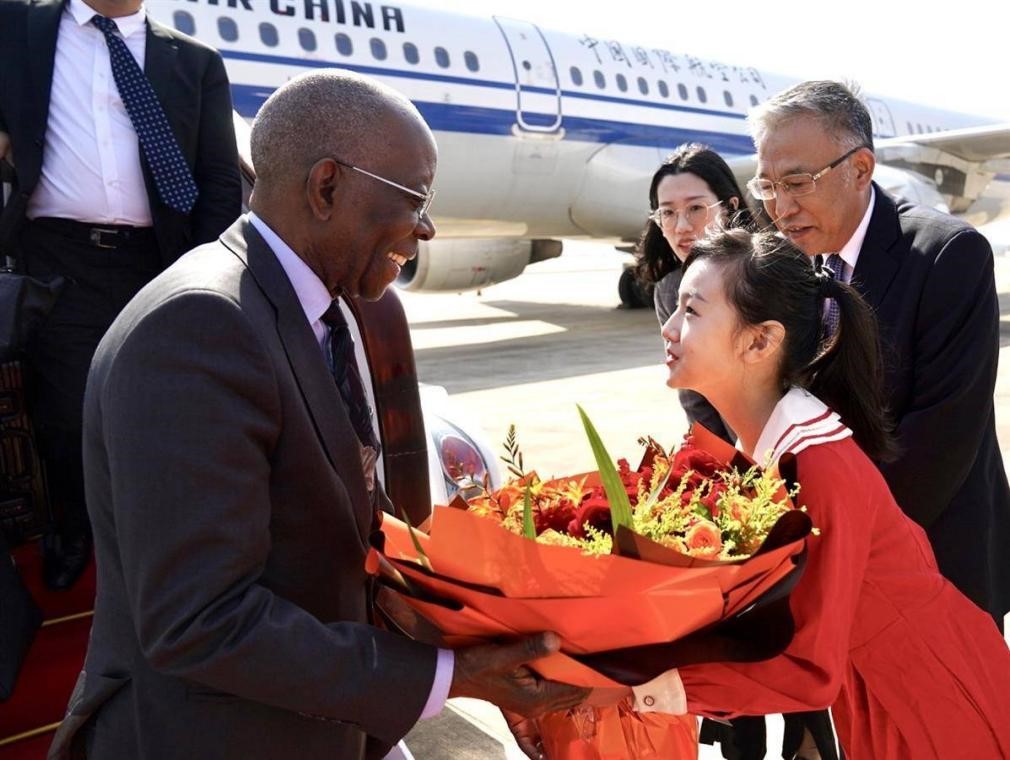 莫桑比克总理马莱阿内到访武汉：不以山海为远 心连万里共好