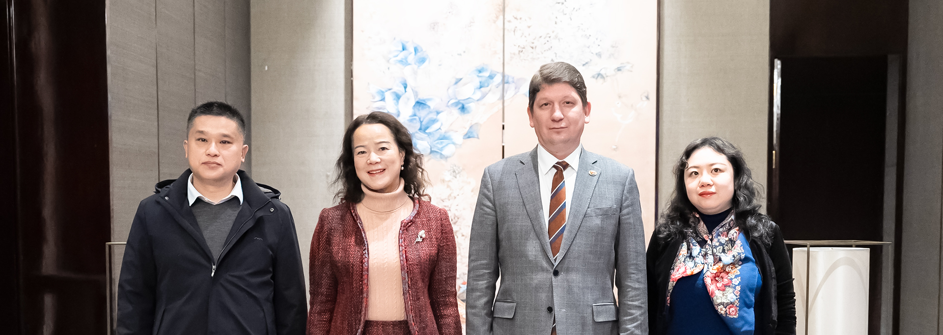 俄罗斯中国友好协会 副主席沙罗诺夫·谢尔盖访鄂