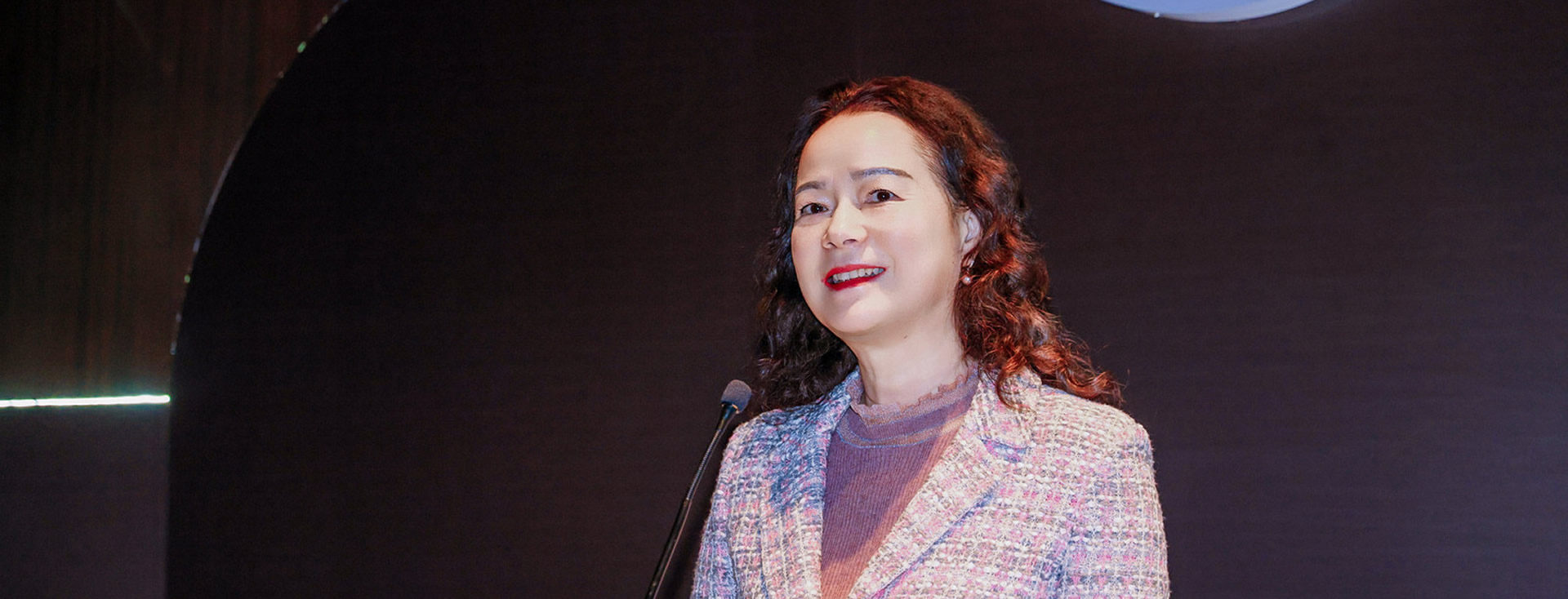 章笑梅主任出席英国驻武汉总领事馆建馆十周年招待会